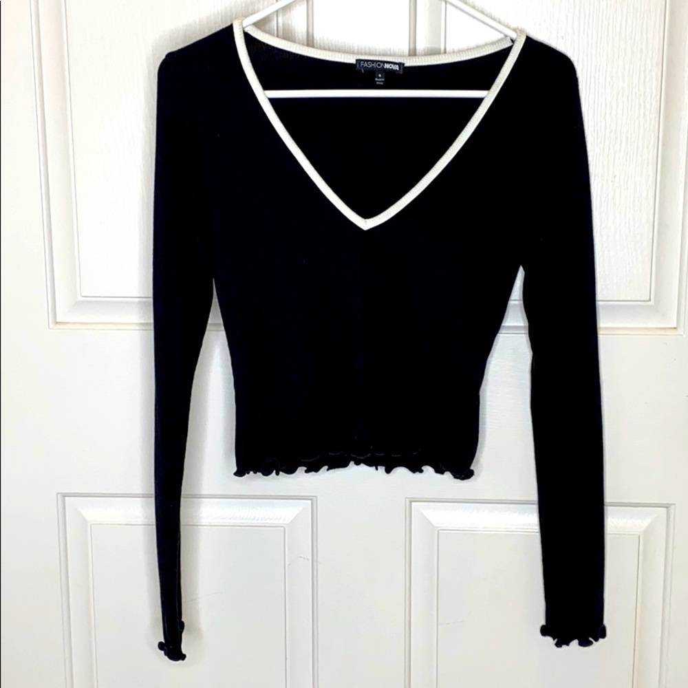 v neck cropped long-sleeve